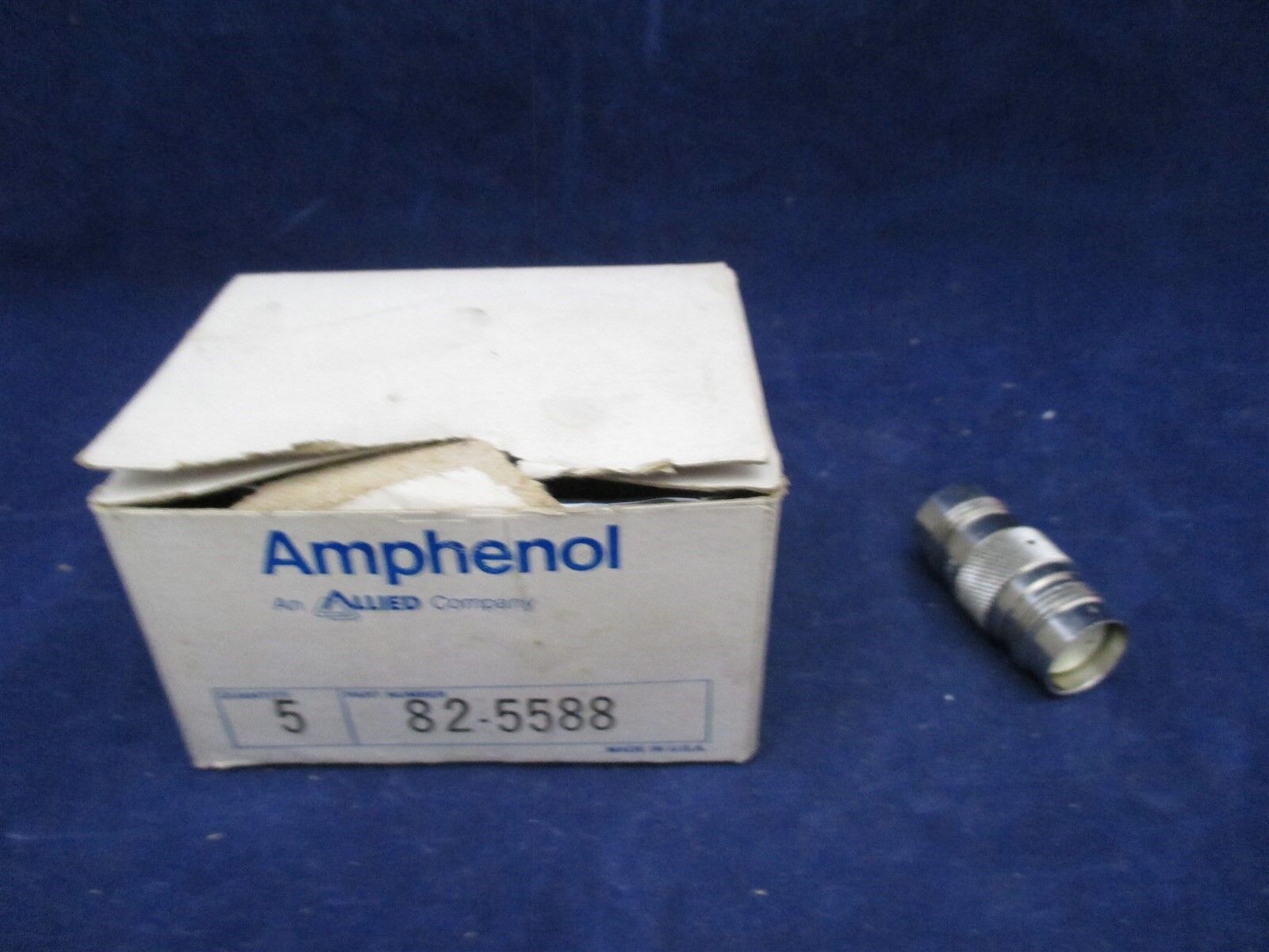 Amphenol 82-5588 RF Adapter Box of 5 new