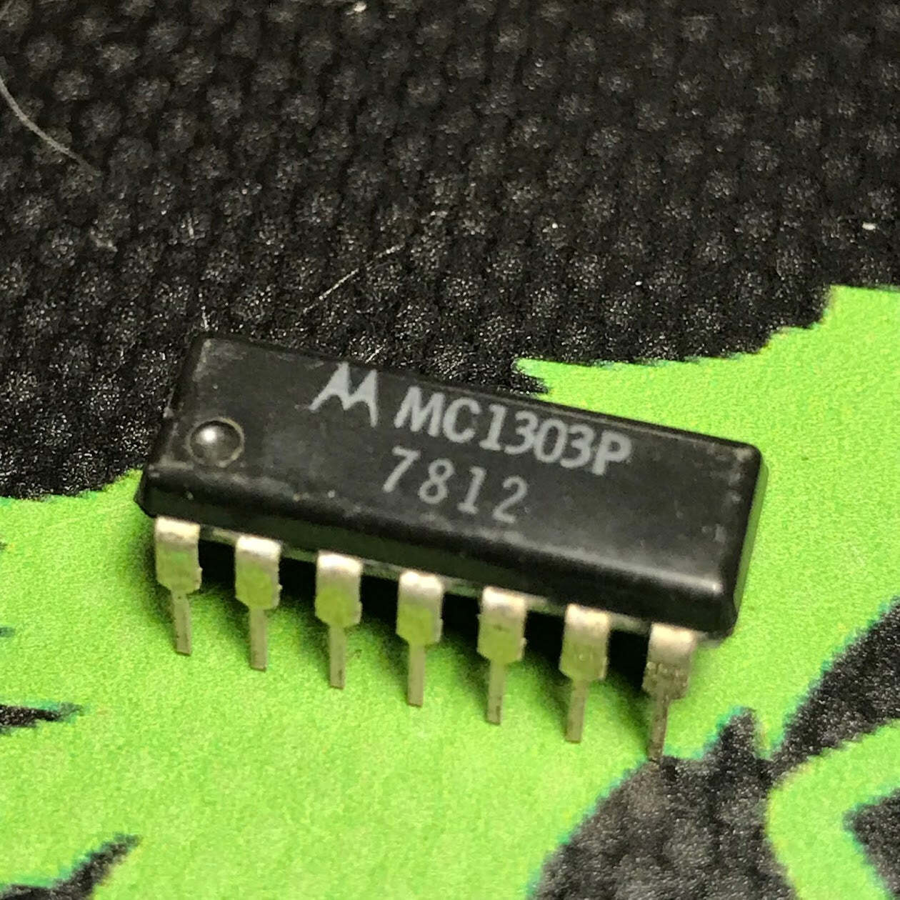 MC1303P - MOTOROLA - IN OUR STOCK