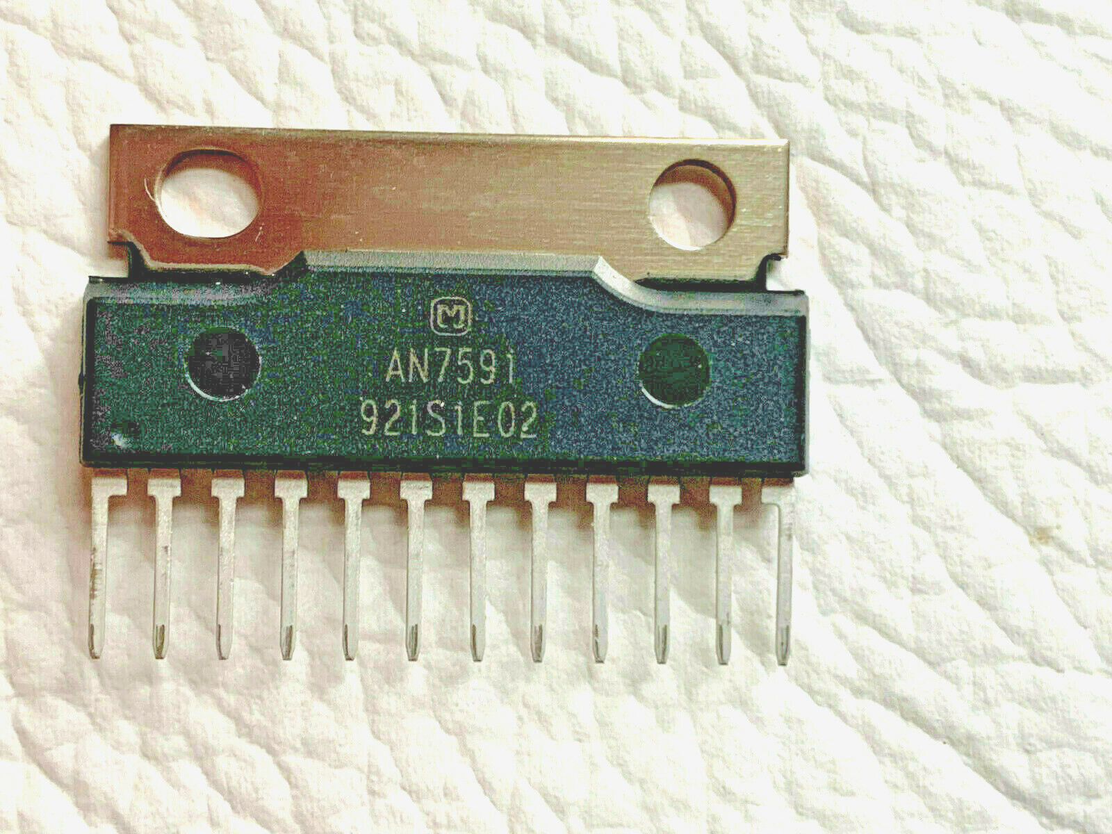 AN7591 Original New Mitsubishi Integrated Circuit LOT OF 2