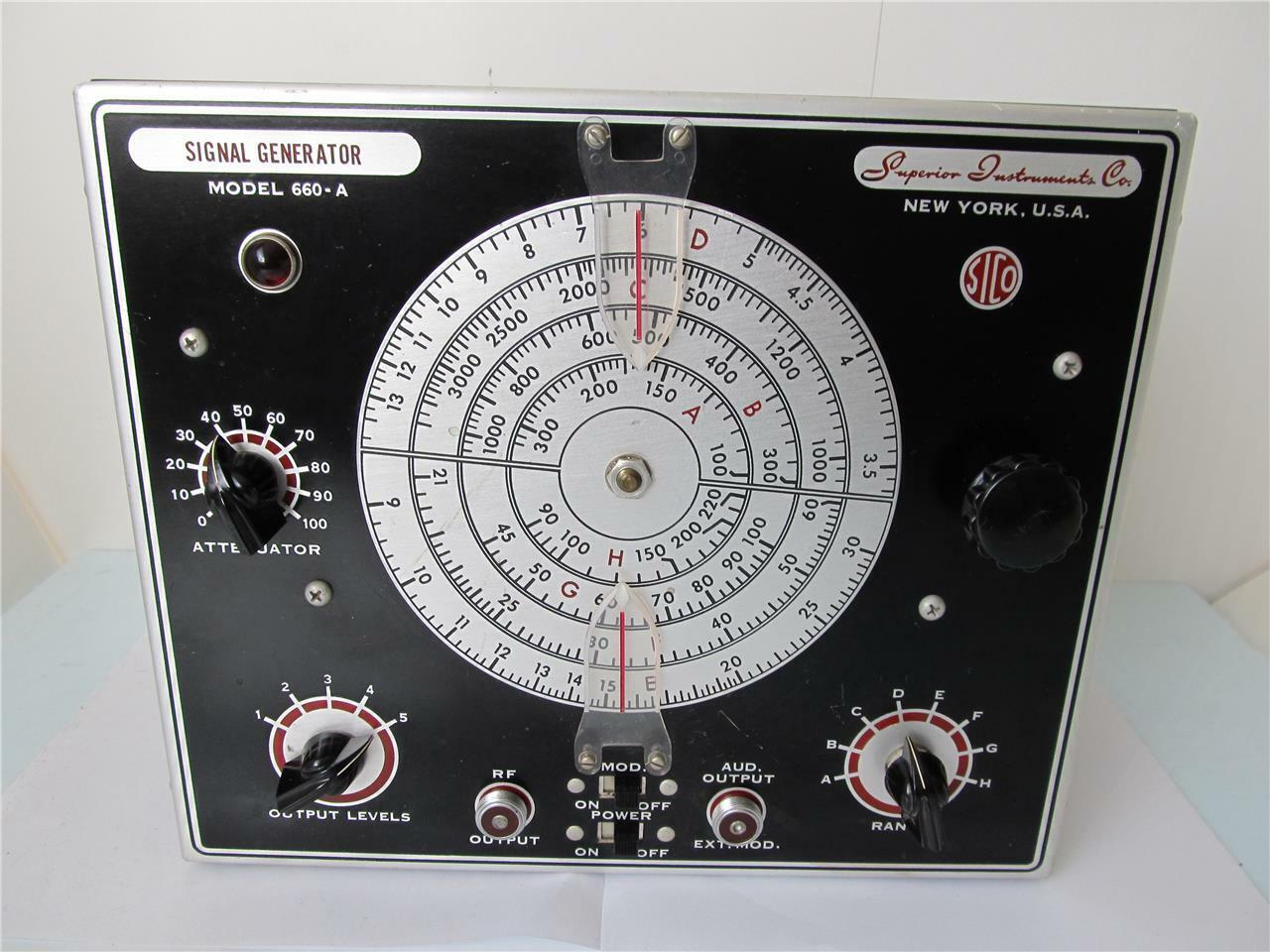 Vtg Superior Instruments Co., (SICO) Signal Generator 660-A ****