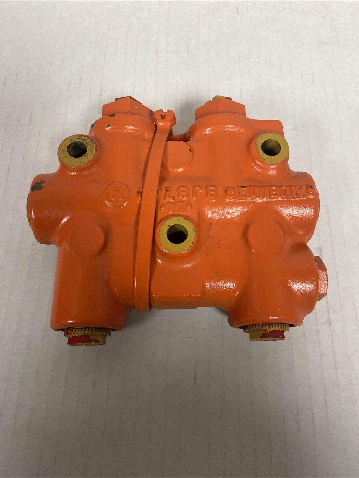 8J8740 caterpillar hydraulic lock valve  euneok