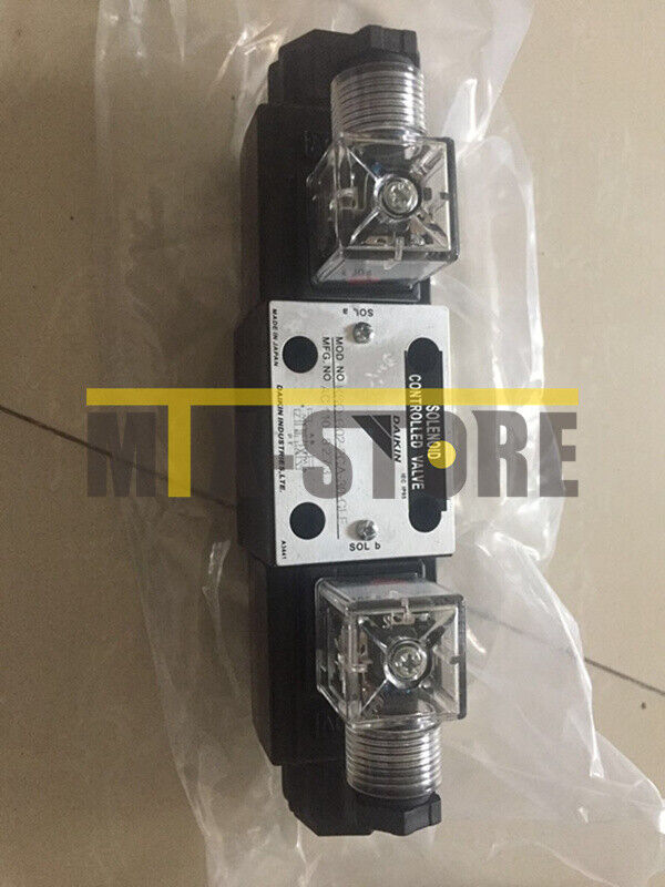 1pcs Brand New ones DAIKIN KSO-G02-2CA-30-CLE Solenoid Controlled Valve
