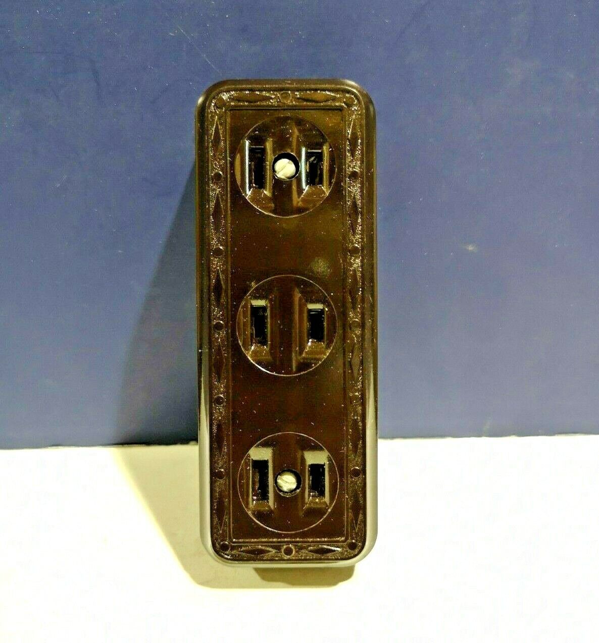 Leviton BROWN Vintage JUMBO Surface Mount Triple RECEPTACLE Outlet NEW 323-B