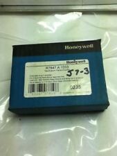 Honeywell R7847-A-1033 / R7847A1033 Rectification Flame Amplifier picture