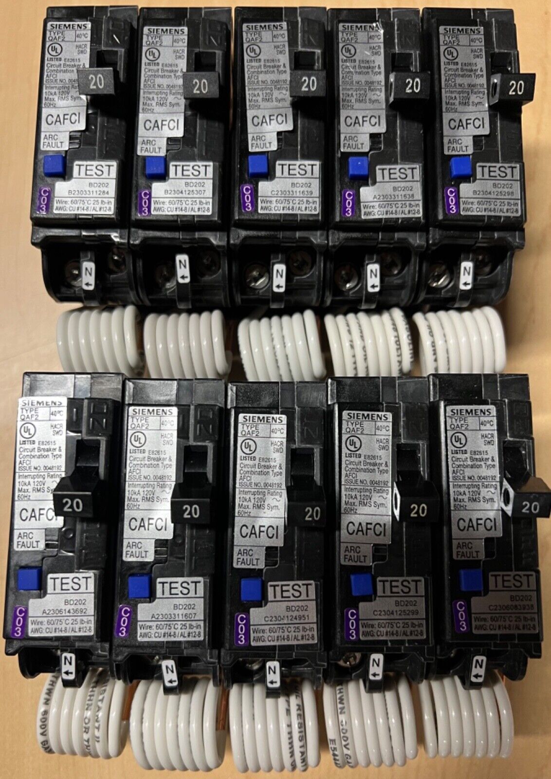 LOT OF 10 SIEMENS QA120AFC  20A AFCI BREAKER (with pigtail wire) NEW