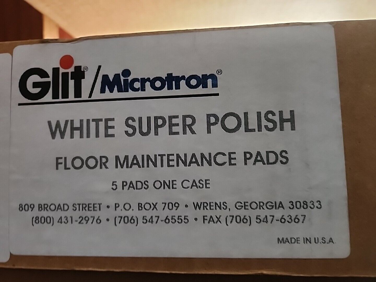 A case of 5 Glit Microtron Super Polish Floor Maintenance 17' Pads USA made