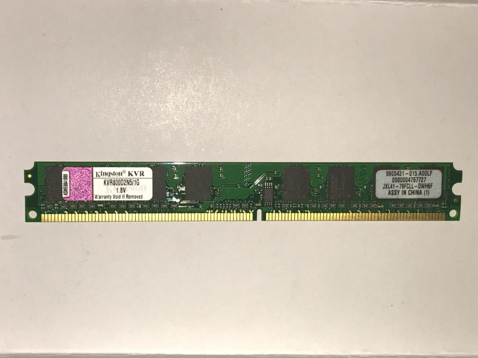 Kingston 9905431-015.A00LF KVR800D2N5/1G Desktop Memory RAM (Low Profile)