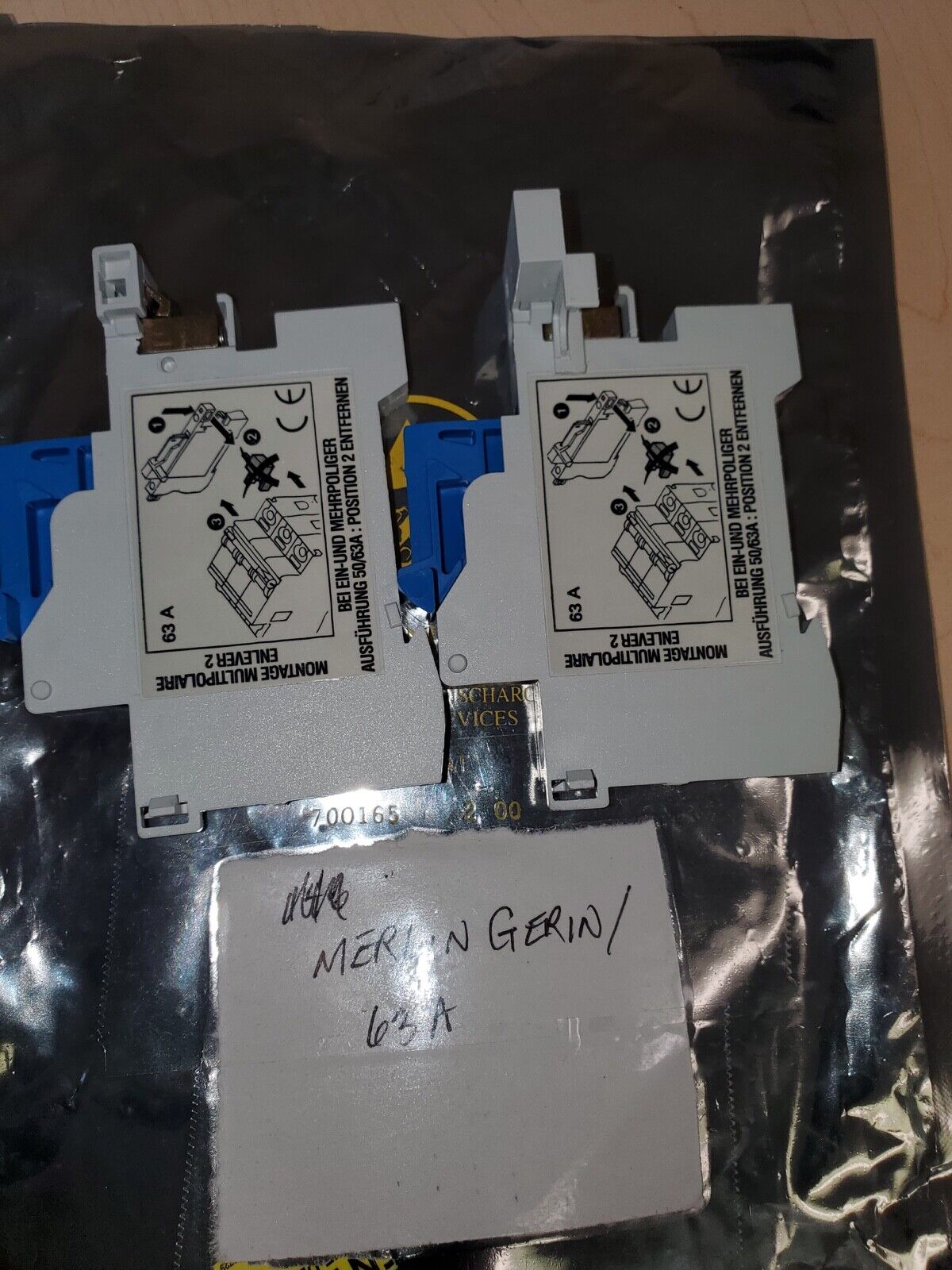 Schneider Electric 63A (LOT OF 2)  LOT OF 2 Neutral conductor isolator, 63A, Sch
