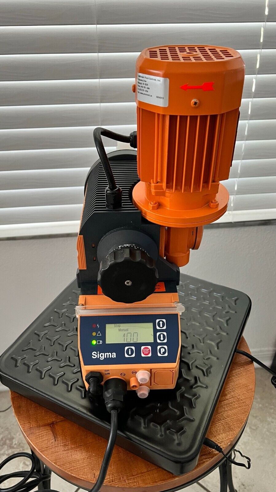 NEW PROMINENT SIGMA 1 Metering Pump 5gph @ 145psi.