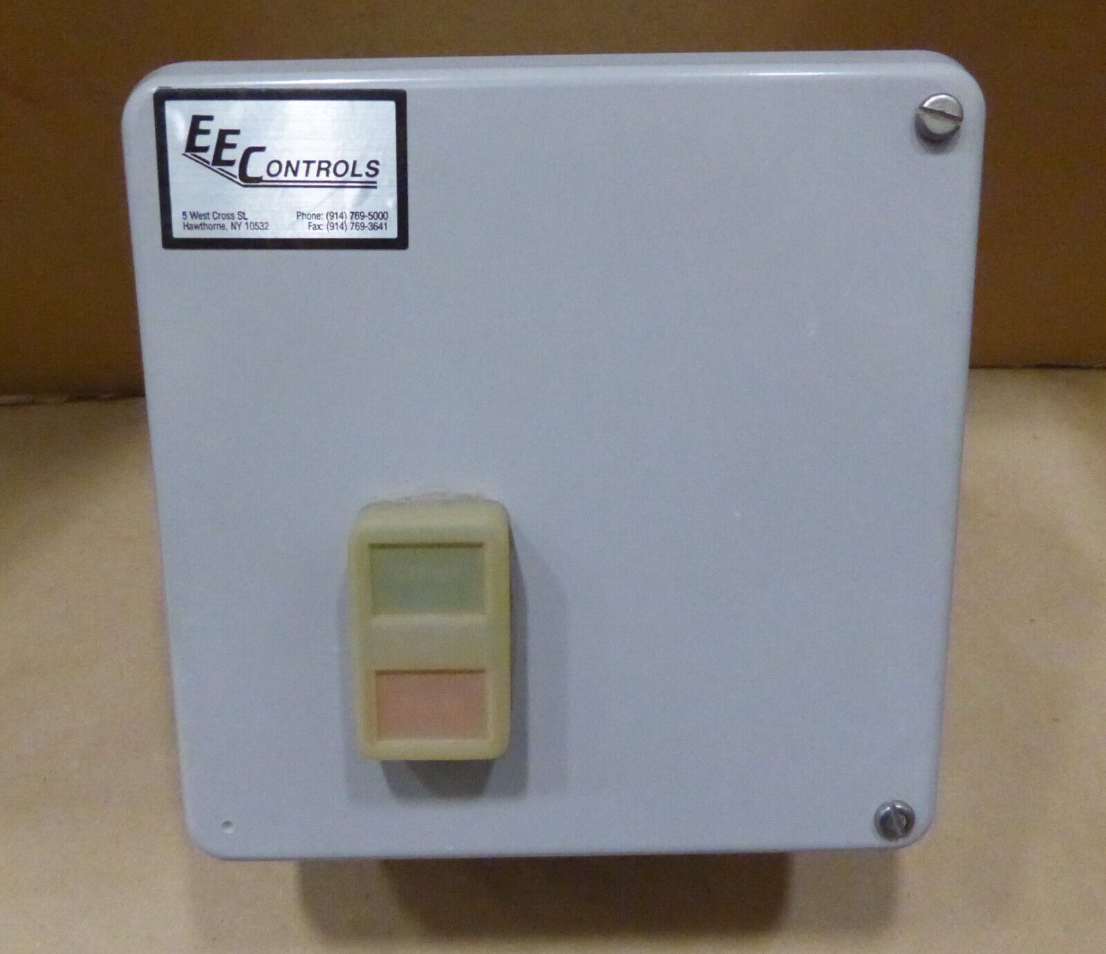 EE Controls Push Button Control Circuit Enclosure SH17-40-C4XKSS3