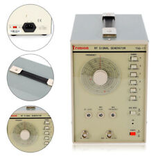 100kHz-150MHZ High Frequency RF/AM Radio Frequency Signal Generator TSG-17 110V picture
