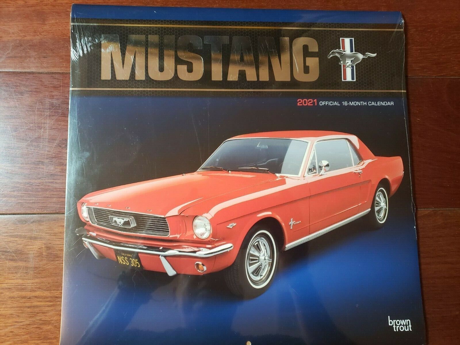Mustang 16-Month 2021 Offical Wall Calendar Size 12\