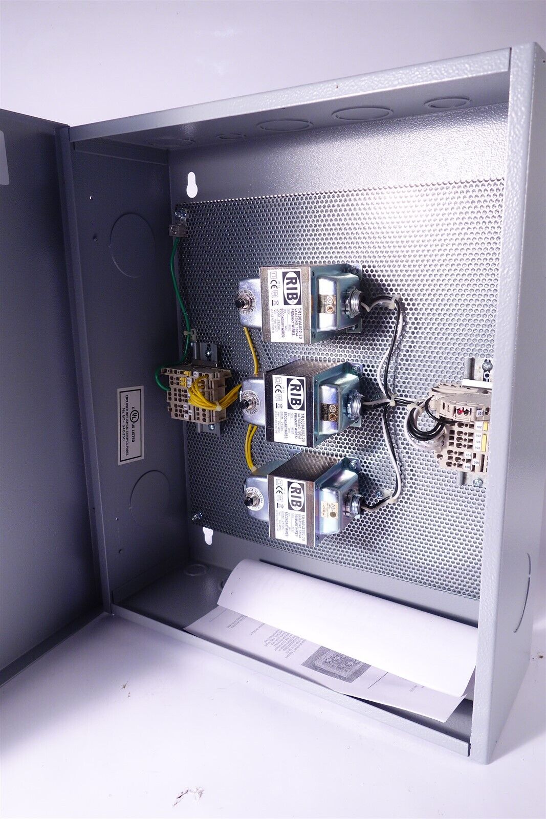 Siemens Building Technologies CP3X Apogee Controller / Power Cabinet 