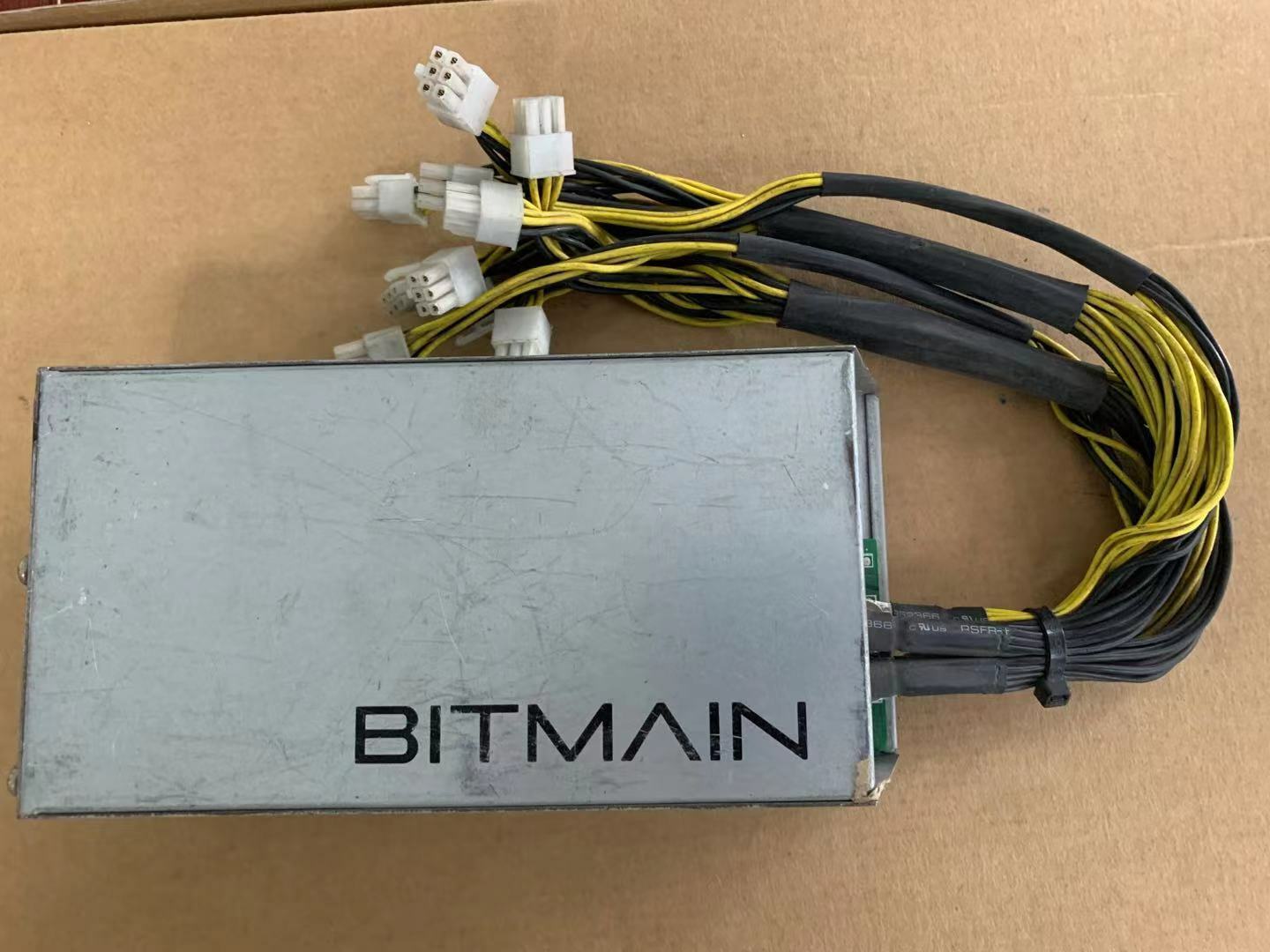 Bitmain APW3++ power supply PSU for Antminer 1200-1600W 110-240V 10x PCI-E plugs