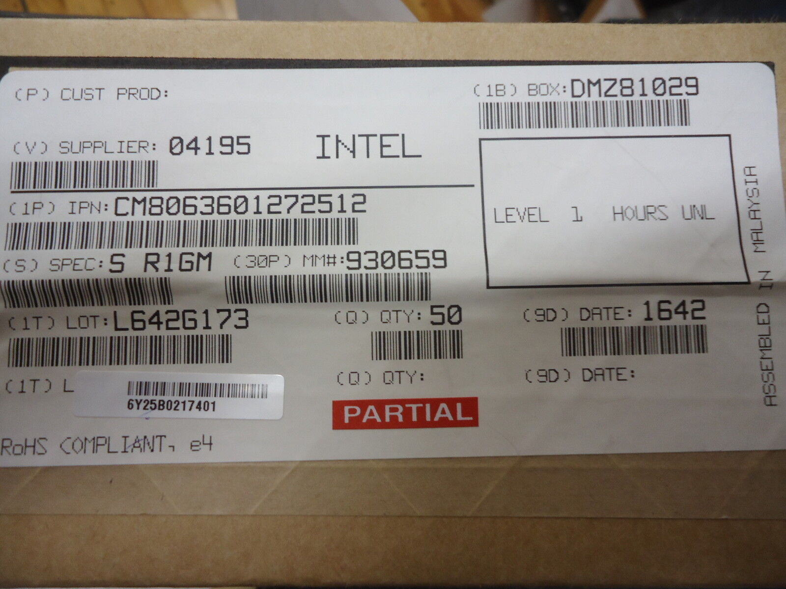 CM8063601272512S R1GM Intel Xeon Processor E7-4880v2 2.5GHz BRAND NEW