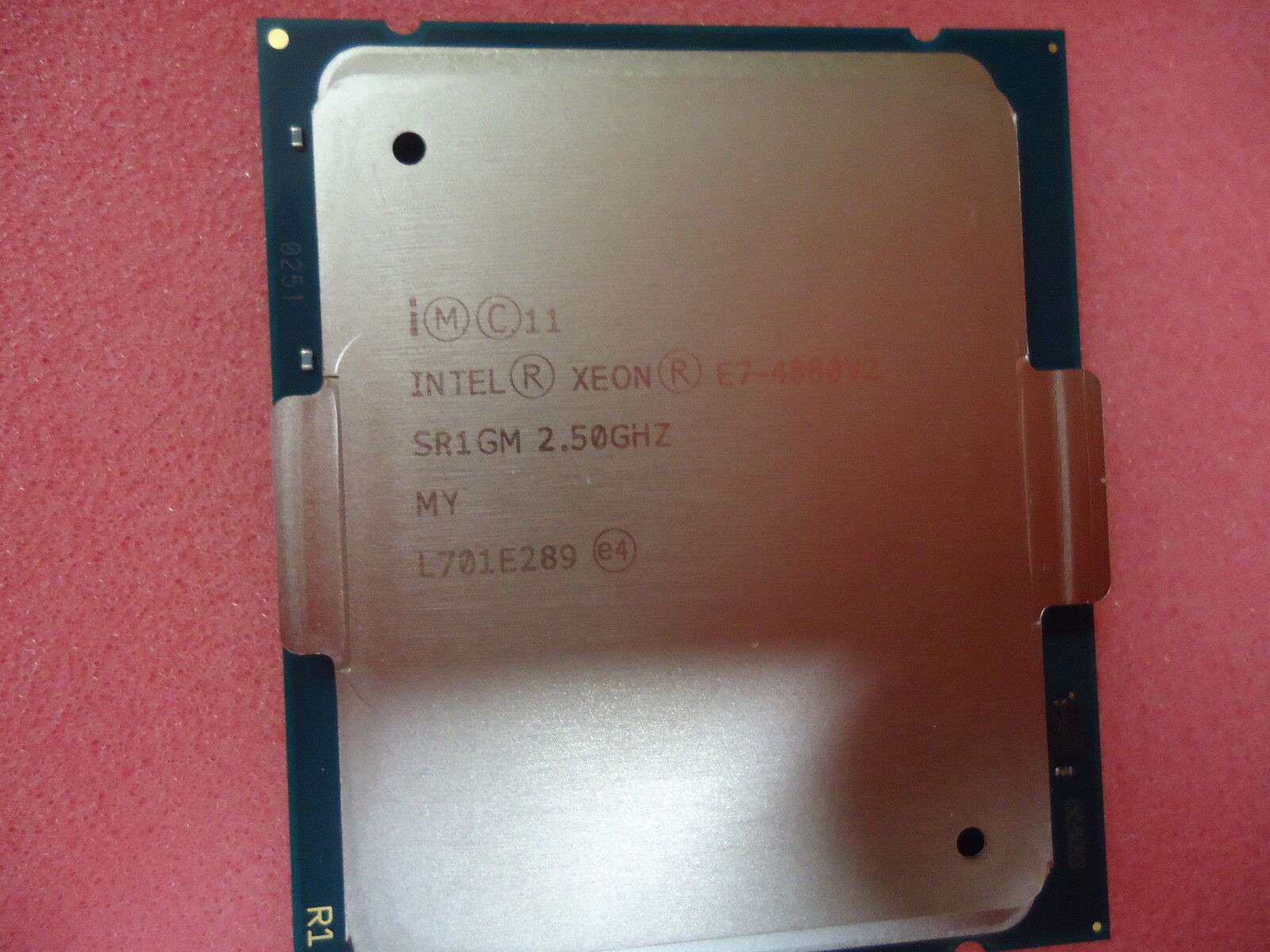 CM8063601272512S R1GM Intel Xeon Processor E7-4880v2 2.5GHz  CLEAN PULLS