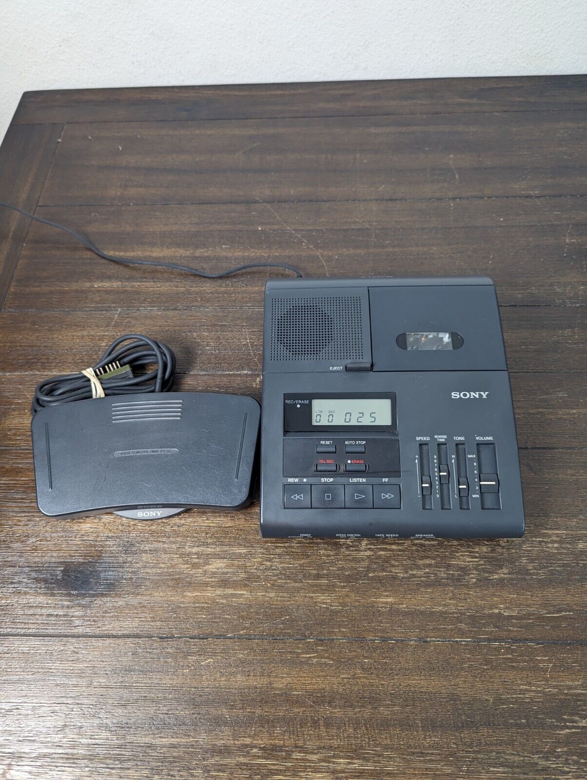 Sony BM-850 Dictator Transcriber Microcassette Player w/ Foot Control AC Adapter
