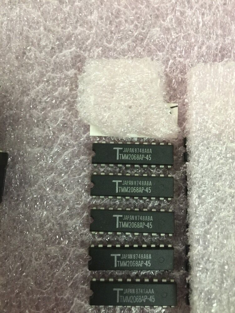 RAM TMM2068AP-45 Toshiba 20-PIN DIP Vintage 2068P 2068N
