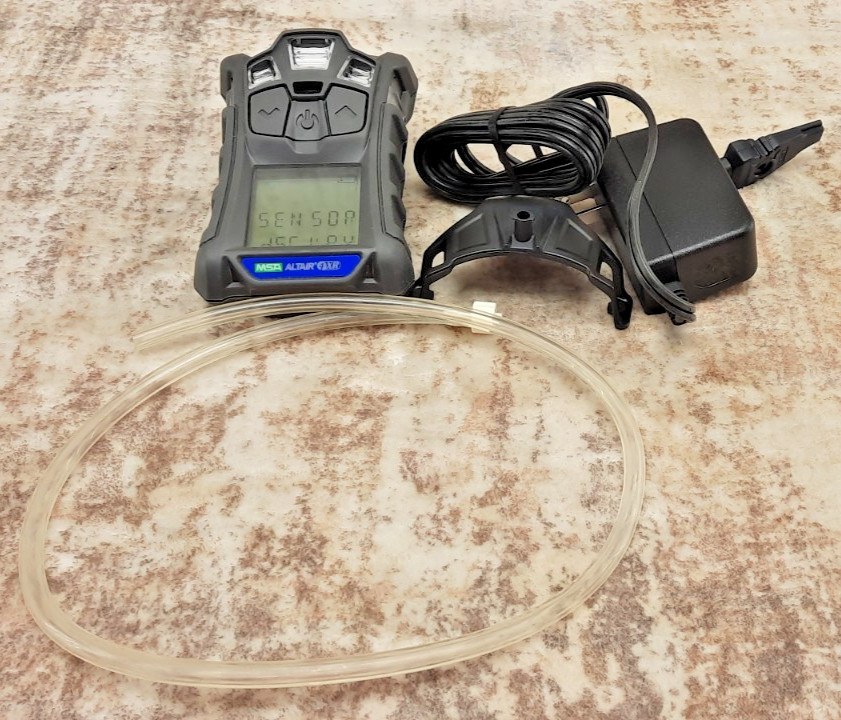 MSA Altair 4XR Multi Gas Detector w/ Charger Hose Accessories Clean MSA Altair 4XR Multi Gas Detector w/ Charger Hose Accessories Clean