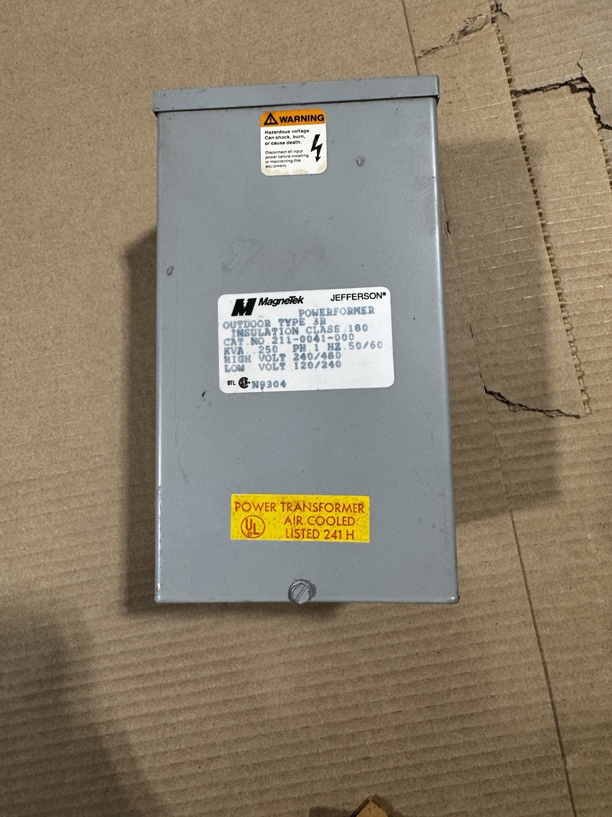 MagneTek 211-0041-000 Jefferson Powerformer 240/480V High 120/240V Low 1 Ph 3R MagneTek 211-0041-000 Jefferson Powerformer 240/480V High 120/240V Low 1 Ph 3R