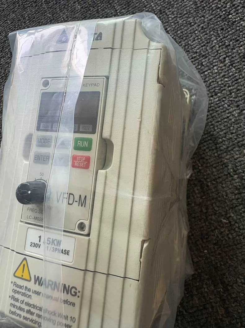 New In Box Delta VFD015M21A Frequency Converter 1.5KW 230V Fast shipping FedEx New In Box Delta VFD015M21A Frequency Converter 1.5KW 230V Fast shipping FedEx