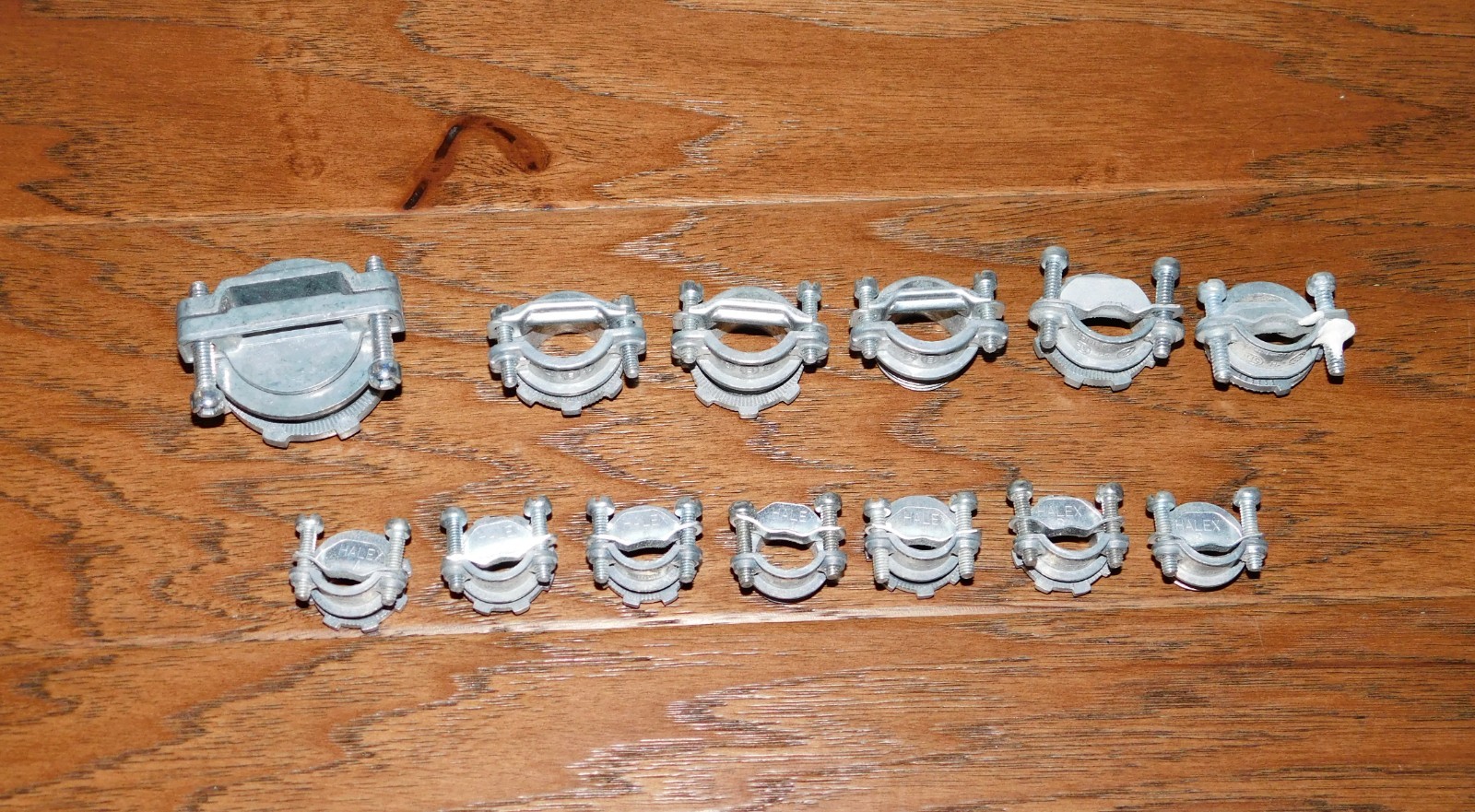 LOT of 13 Bridgeport Halex + Connector NM Clamp Cable Different Sizes LOT of 13 Bridgeport Halex + Connector NM Clamp Cable Different Sizes