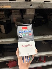 Allen-Bradley PowerFlex 4 General Purpose AC Drive 2HP 22A-D2P3N104 USED picture