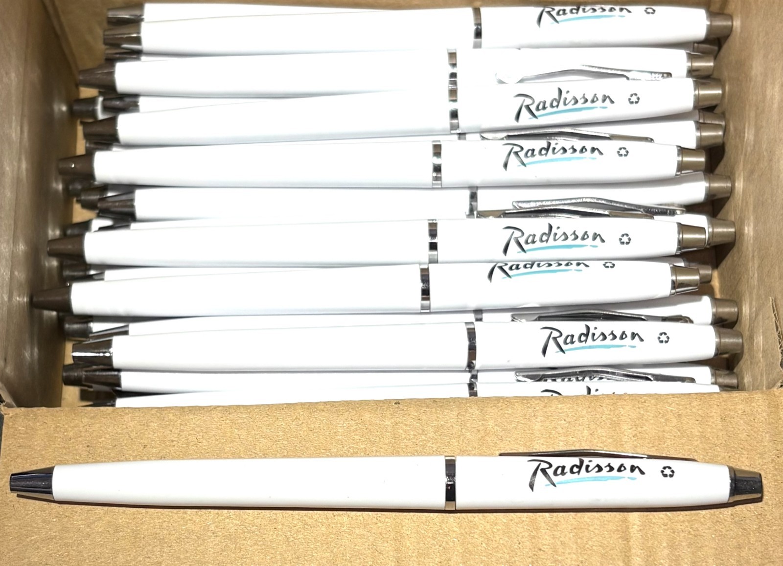 ⭐36/BOX⭐ LUXURIOUS RADISSON ELITE HOTEL PENS BLACK INK TWIST BALLPOINT BULK LOT ⭐36/BOX⭐ LUXURIOUS RADISSON ELITE HOTEL PENS BLACK INK TWIST BALLPOINT BULK LOT
