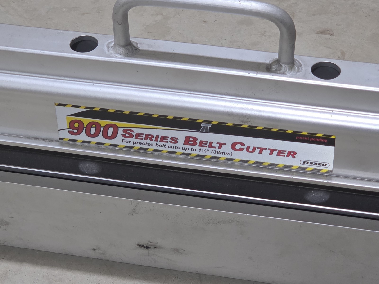 Flexco 60” 900 Series Belt Cutter Used In Great Condition Flexco 60” 900 Series Belt Cutter Used In Great Condition