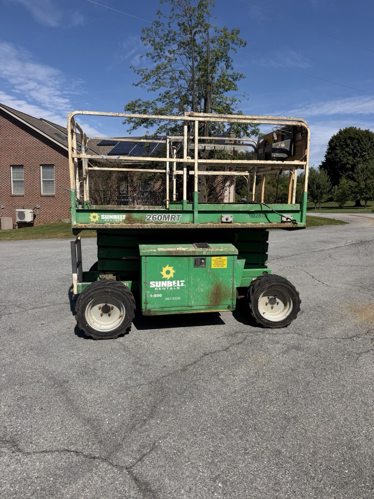 2016 JLG 260MRT 26’ 4x4 DIESEL SCISSOR ROUGH TERRAIN MAN LIFT