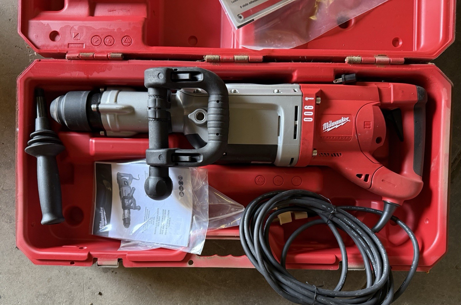 New Milwaukee 5339-20 SDS MAX Demolition Hammer New Milwaukee 5339-20 SDS MAX Demolition Hammer