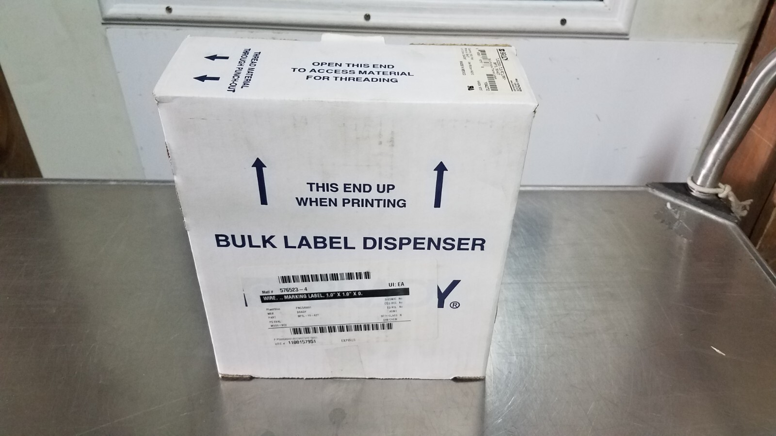 BRADY BPTL-19-427 (PTL-19-427) BULK PORTABLE THERMAL LABELS ROLL OF 2500 NIB BRADY BPTL-19-427 (PTL-19-427) BULK PORTABLE THERMAL LABELS ROLL OF 2500 NIB