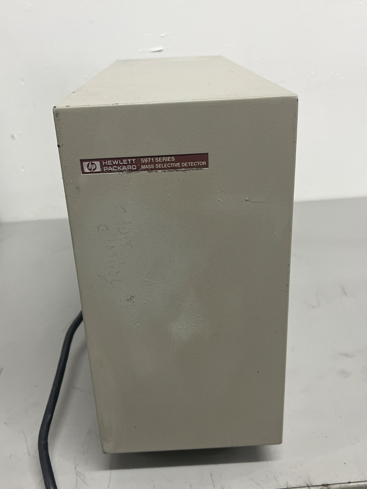 HP Hewlett Packard 5971A Mass Selective Detector GC/MSD Powers On HP Hewlett Packard 5971A Mass Selective Detector GC/MSD Powers On
