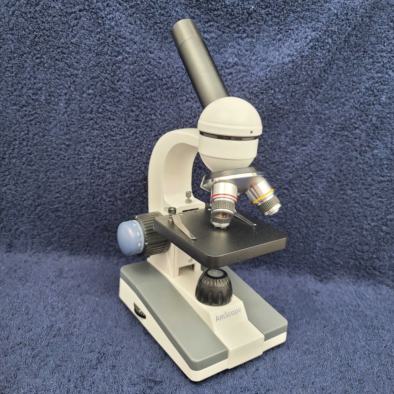 AmScope M150 1000X Microscope Upright Mono. Biol. 4/10/40X Tested Minor Flaws 