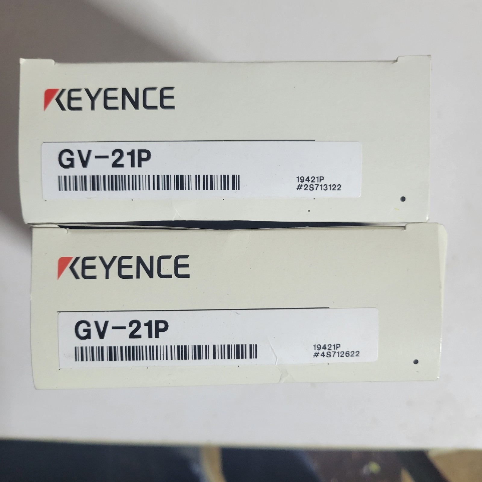 (2) Keyence GV-21P Laser Sensors - New