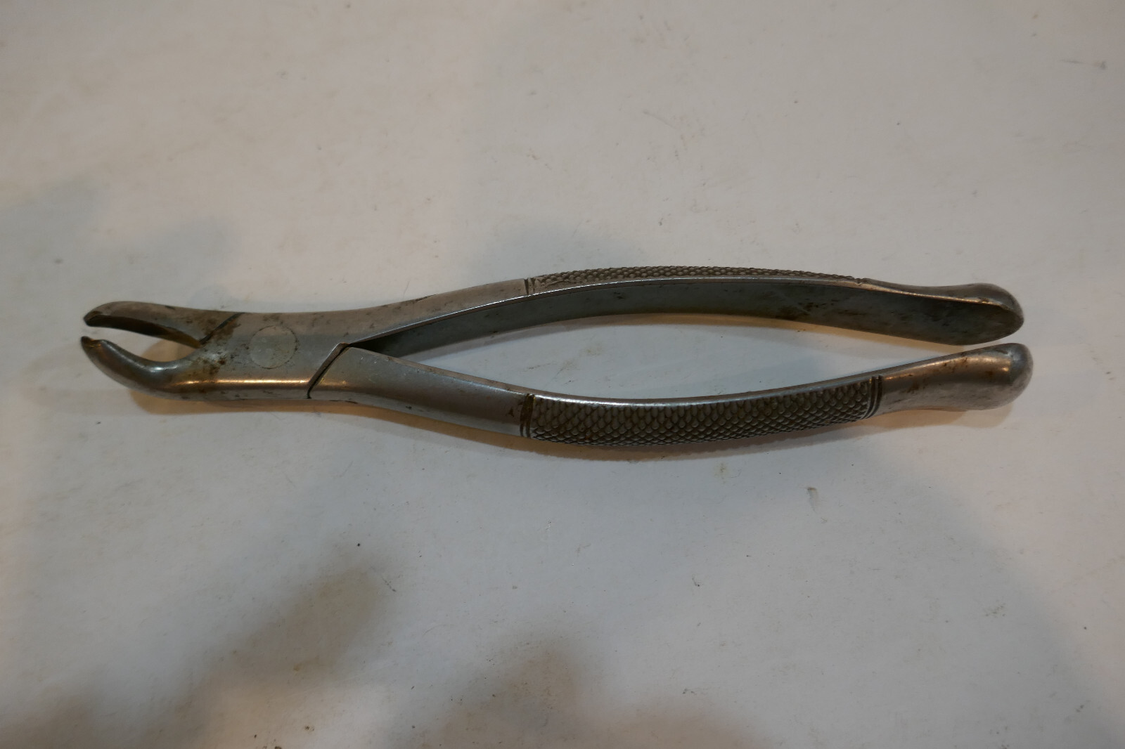 Vintage Tarno Dental Instrument Tooth Extractor #17 Heavy Duty USA