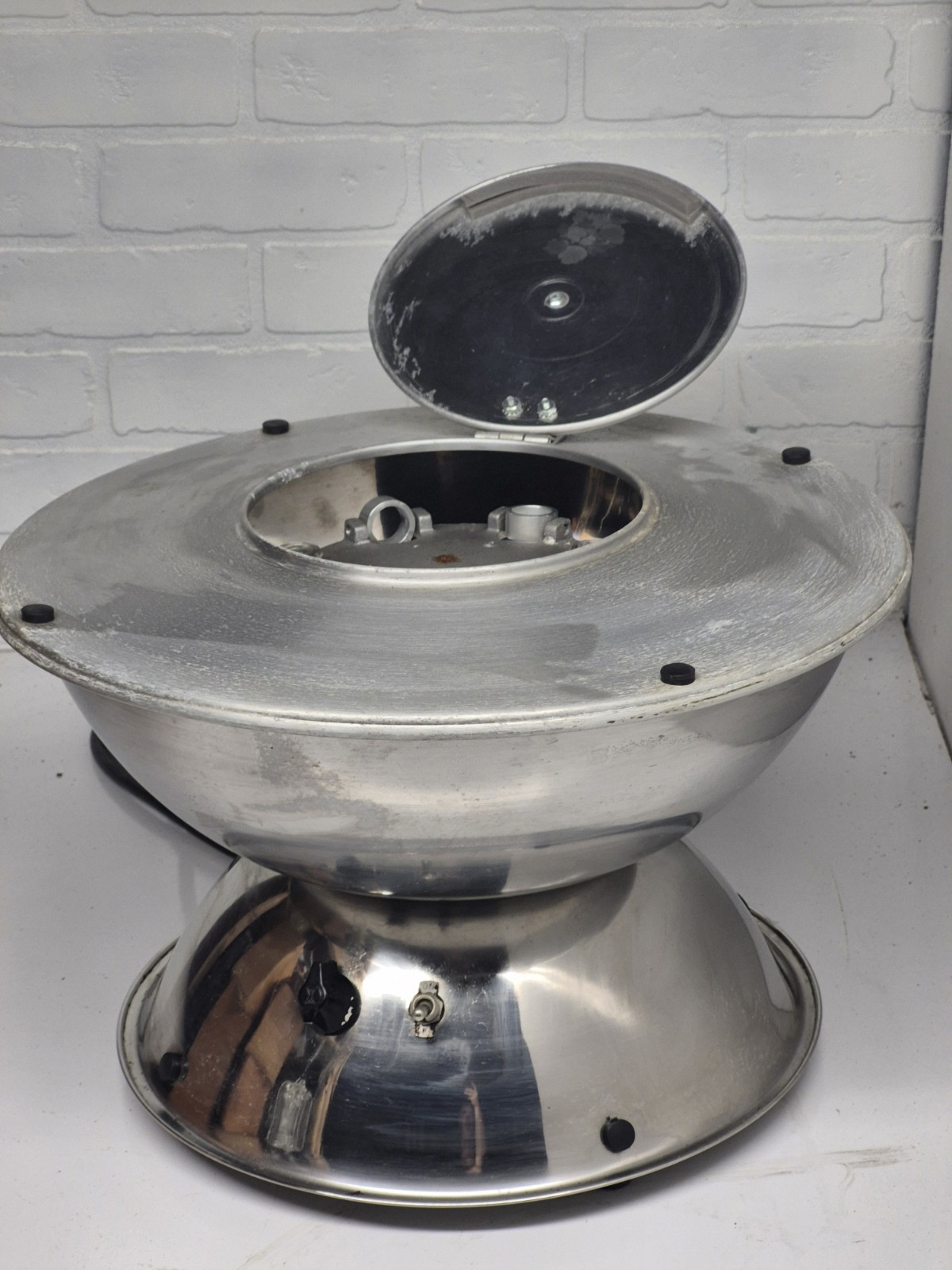 Vintage Mcm Large Metal Centrifuge Sherwood Medical St. Louis WORKS Vintage Mcm Large Metal Centrifuge Sherwood Medical St. Louis WORKS