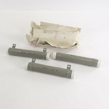 NOS QTY (4) General Electric Fixed Resistor IC9006A100G3000FB (5905-00-257-7074) picture