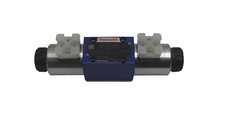 4WE 6 G6X/EG24N9K4/V R900552009 Bosch Rexroth Solenoid Valve 4WE6G62/EG24N9K4/V picture