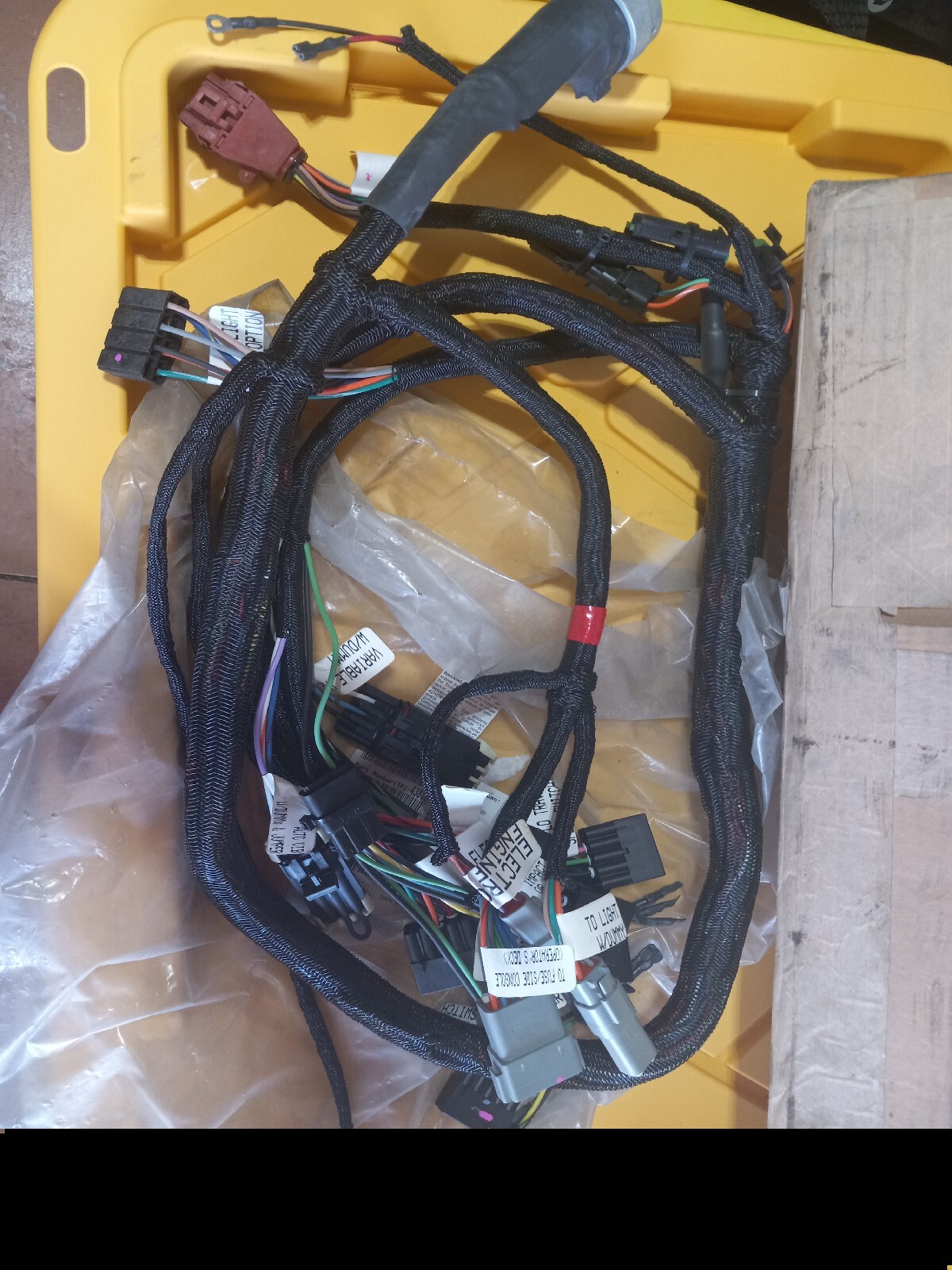 Genuine Volvo Cable Harness 43818863 Heavy Equipment NOS Genuine Volvo Cable Harness 43818863 Heavy Equipment NOS