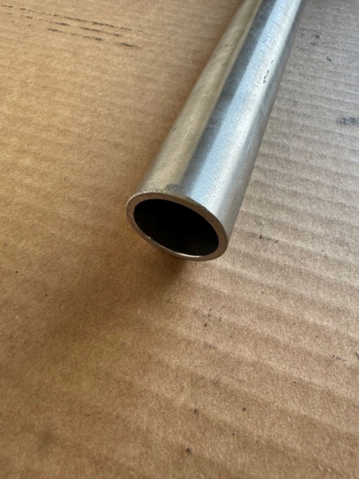 304 Stainless Steel Round Tube, 1.25\