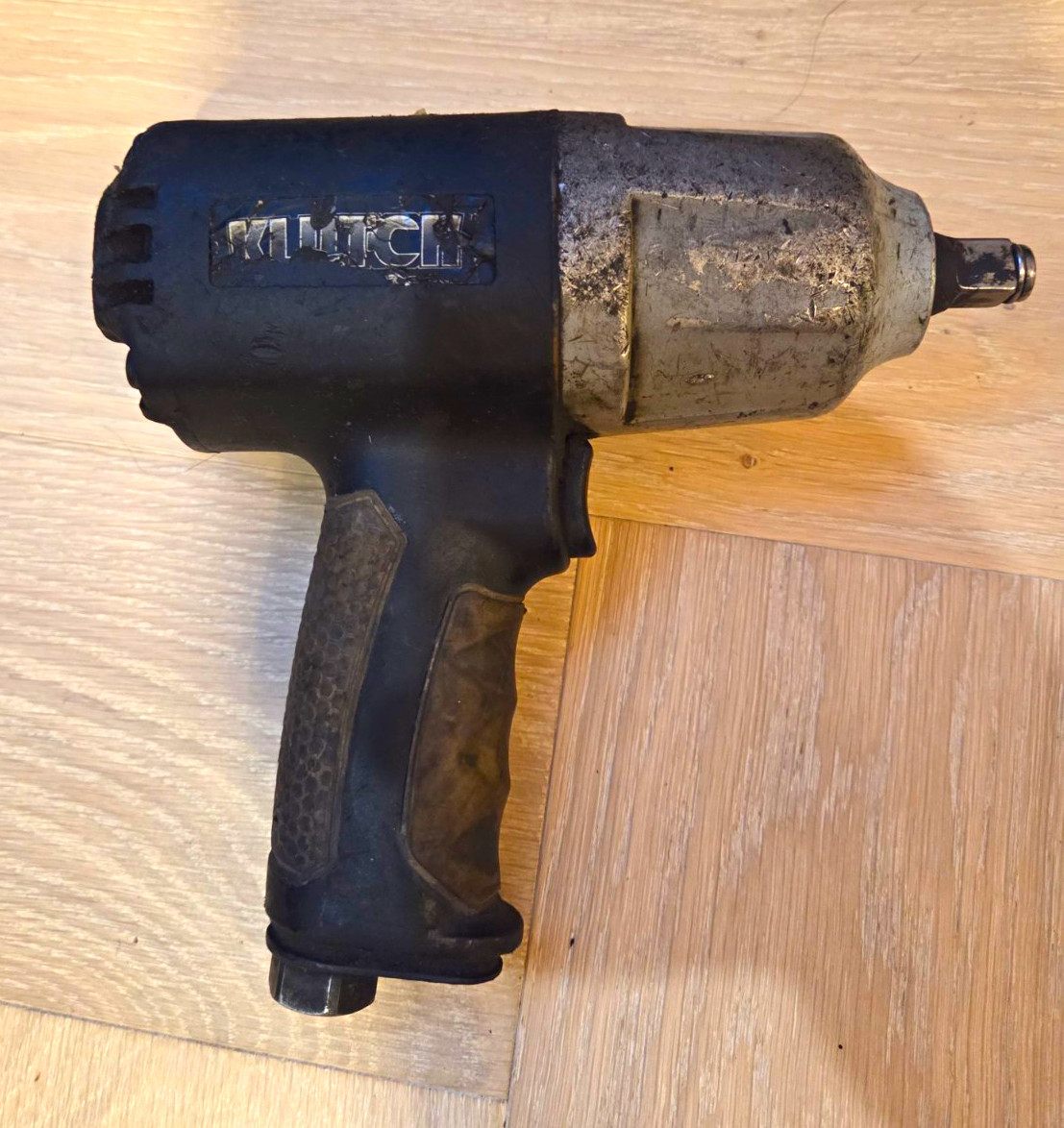 Klutch 1/2 in Drive Air Impact Wrench Composite Twin Hammer TESTED Working Klutch 1/2 in Drive Air Impact Wrench Composite Twin Hammer TESTED Working