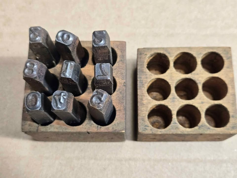 1/8” Figures Steel Punch Stamps - Machine Made Vintage Set 1/8” Figures Steel Punch Stamps - Machine Made Vintage Set