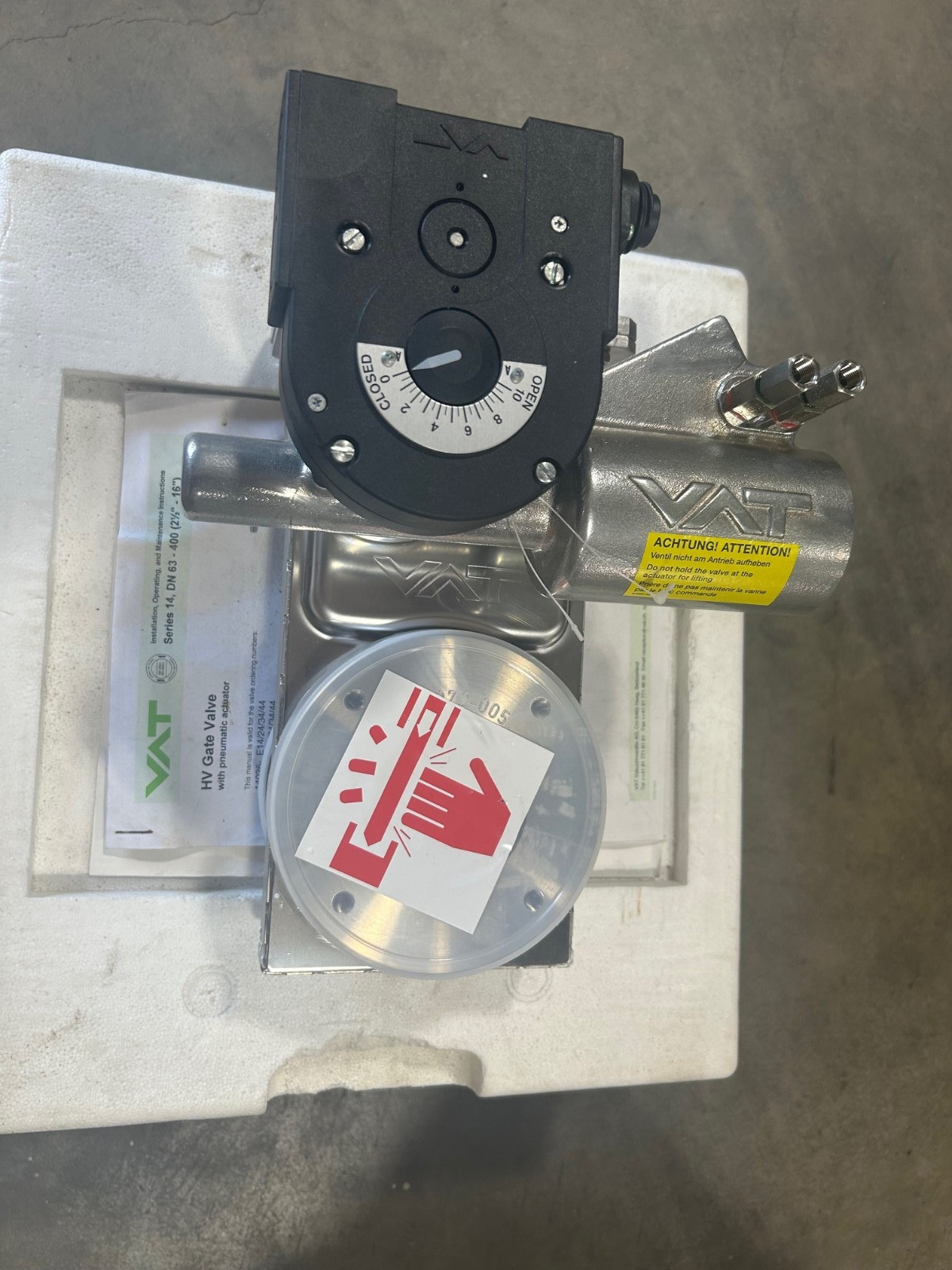 VAT 14036 valve New in box VAT 14036 valve New in box