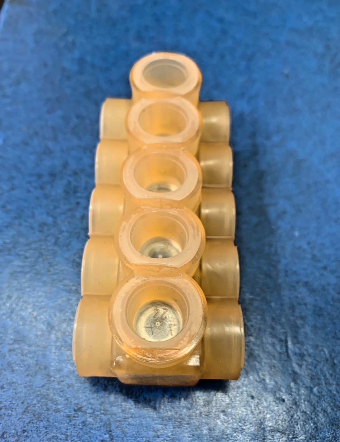 Burndy BIBD-2/0-5 Multiple Wire Terminal #14AWG-2/0STR