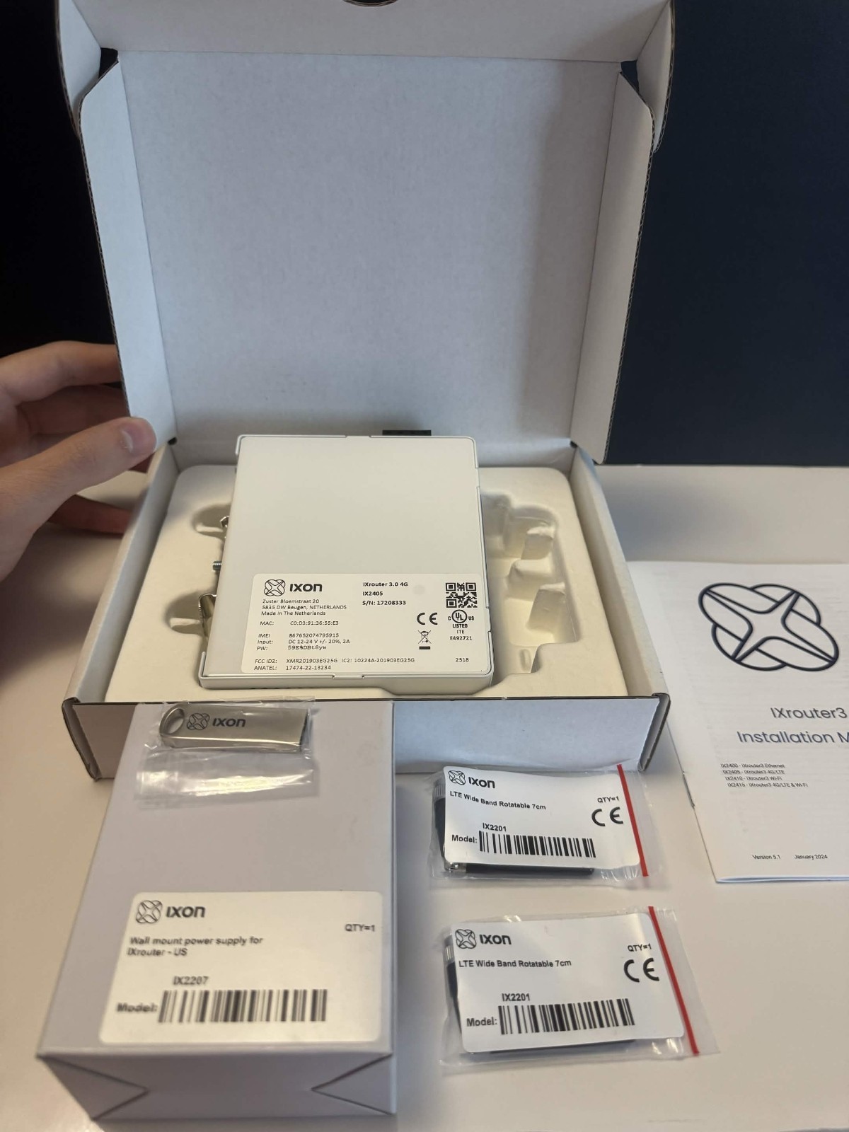 IXON IXrouter3 IX2405 4G LTE Industrial Remote Access Router Kit New IXON IXrouter3 IX2405 4G LTE Industrial Remote Access Router Kit New