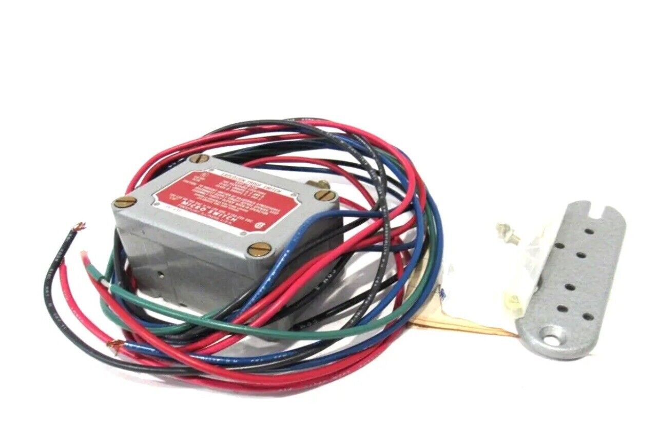 Honeywell Micro Switch EXD-Q-3 Explosion Proof Snap Switch Limit Switch.  C10