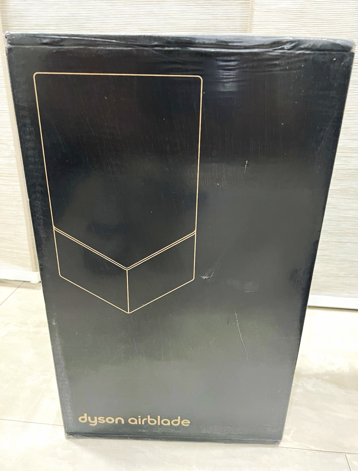 NEW SEALED Dyson Airblade V HU02 Commercial Hand Dryer Nickel 100-120V NEW SEALED Dyson Airblade V HU02 Commercial Hand Dryer Nickel 100-120V