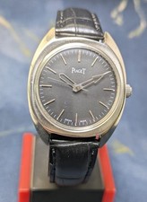 Vintage Piaget 17 Jewels Manual Winding Swiss Made Men’s Watch Black Dial picture