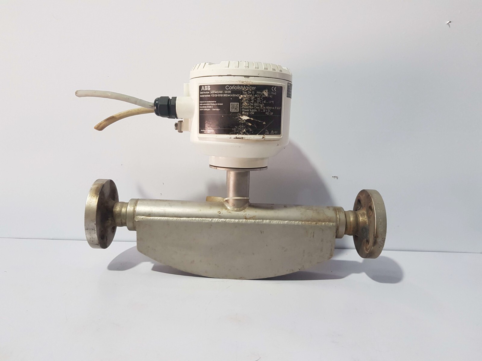 ABB FCB130-Y0Y0015R0D4A1A1B1M2C CORIOLIS MASTER MASS FLOWMETER ABB FCB130-Y0Y0015R0D4A1A1B1M2C CORIOLIS MASTER MASS FLOWMETER